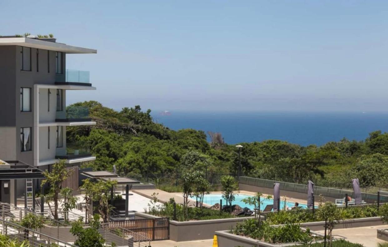 Coral Point Apartment Umhlanga Luaran gambar